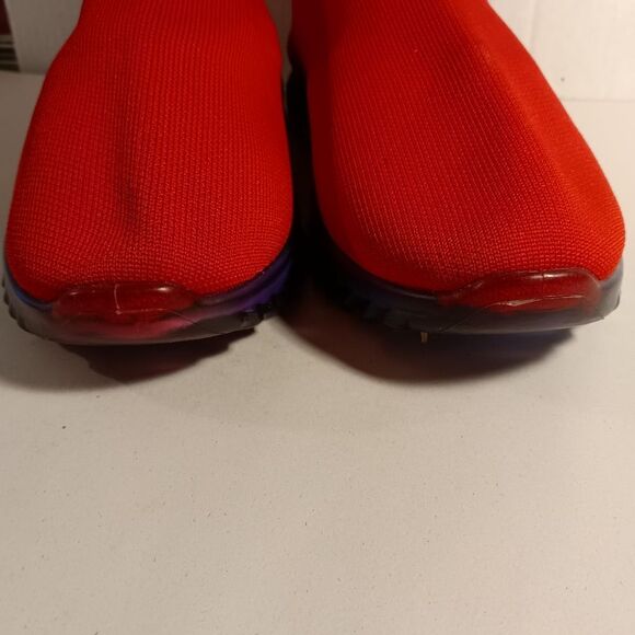 Cape Robbin Stylish Red Sock Sneakers Sz 10 - Picture 5 of 10